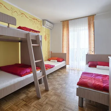 Hostel Step Stinjan